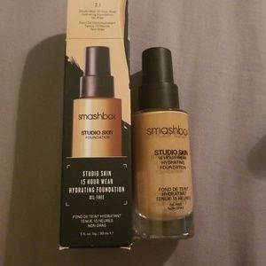 NIB Smashbox Foundation